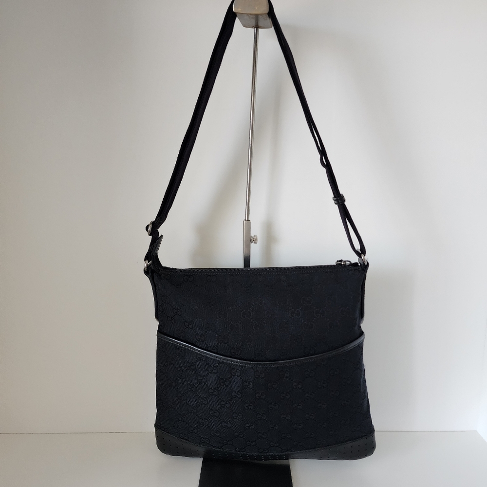 Authentic Gucci GG Monogram Black Canvas & Leather Crossbody Satchel Messenger